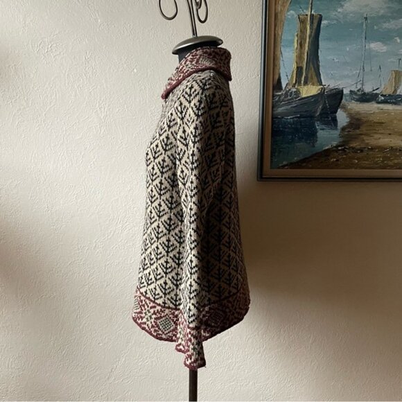 Vintage 90s Nordic inspired wool blend zip-up sweater is size small. - Picture 5 of 13